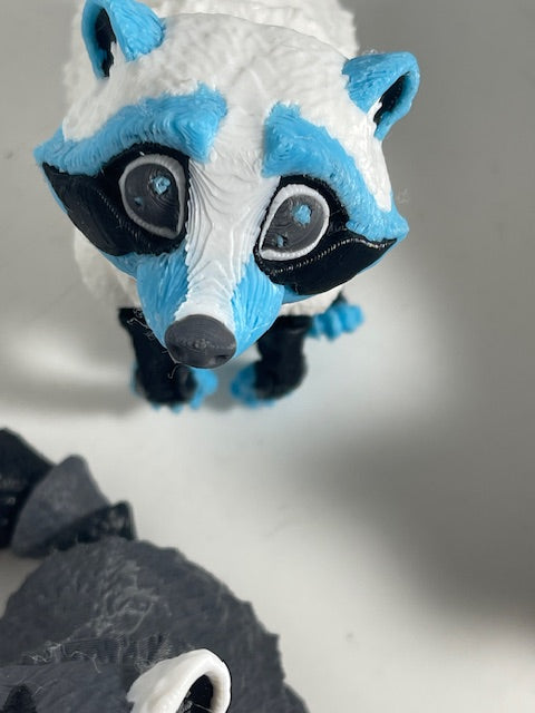 Raccoon flexi figurine