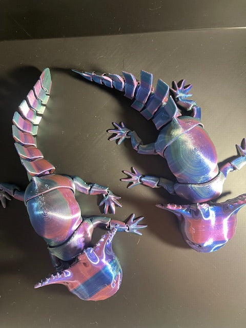 Flexible Axolotl figurine with Moving Joints for decor